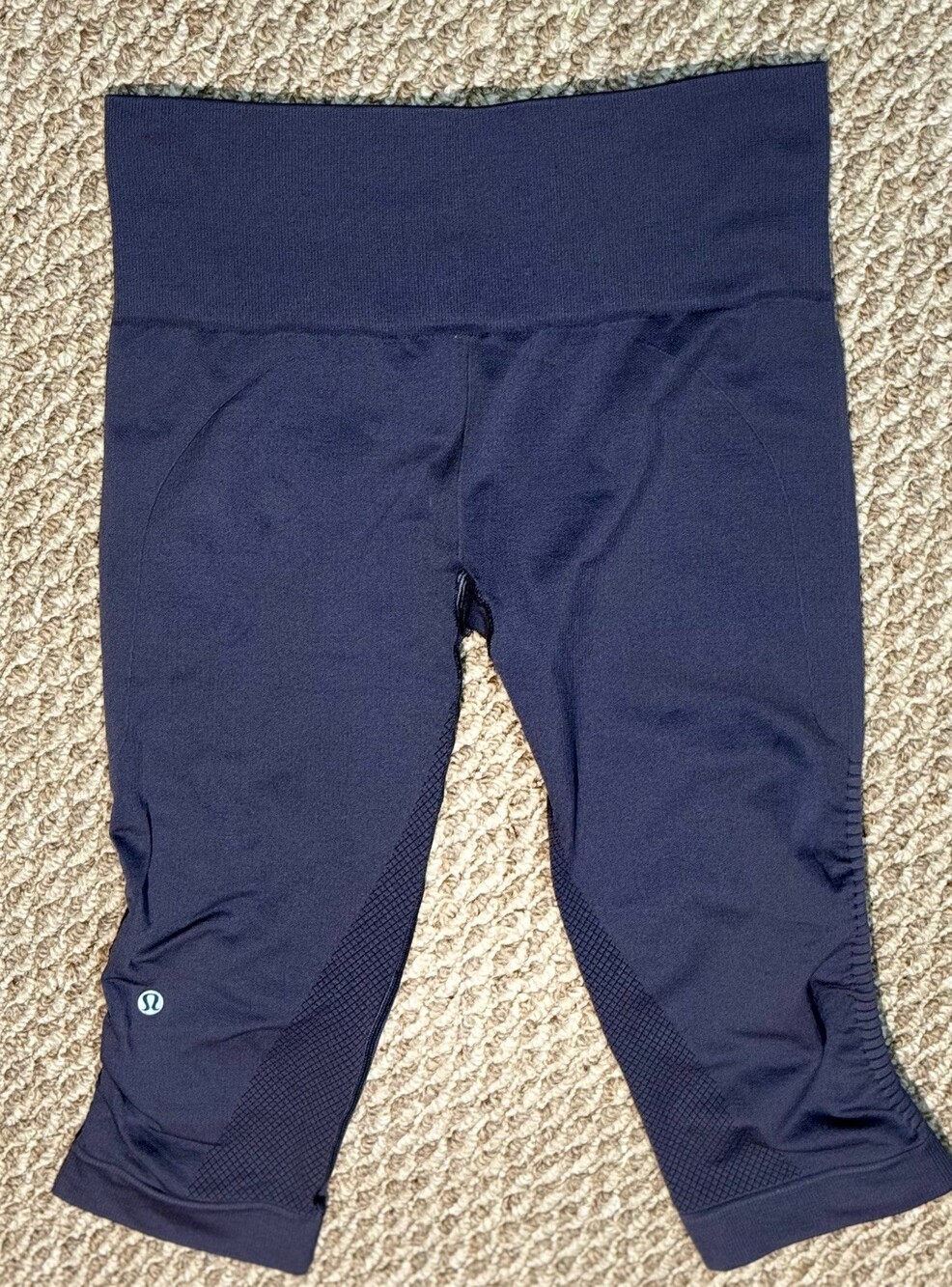 Lululemon Women's Compression Cropped Leggings Navy Hero Blue Size 6